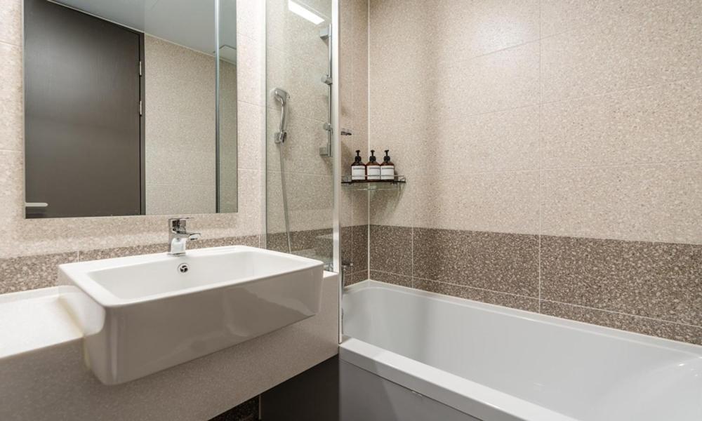 Radiant Nampo Hotel Пусан Экстерьер фото